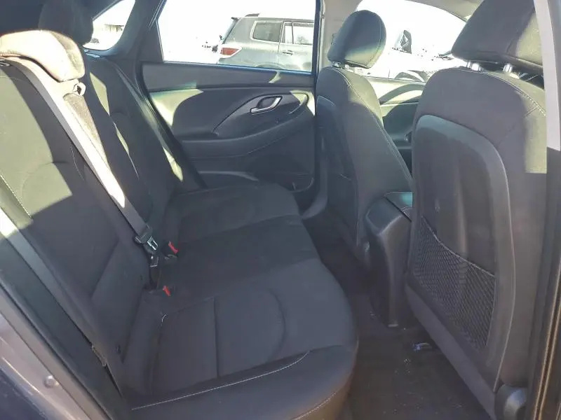 2018 HYUNDAI ELANTRA GT   