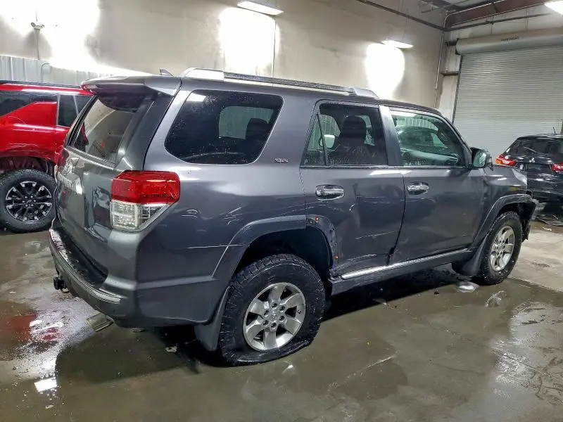 2011 TOYOTA 4RUNNER SR5  