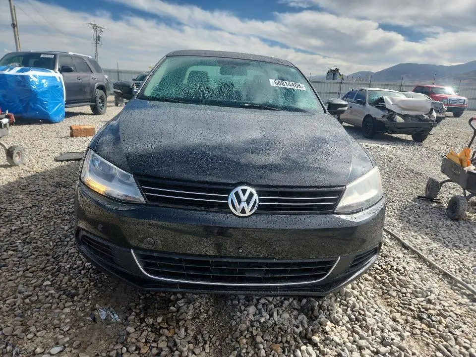 2014 VOLKSWAGEN JETTA SE  