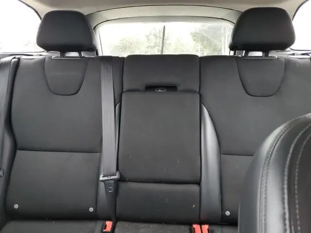 2017 VOLVO XC60 T5  