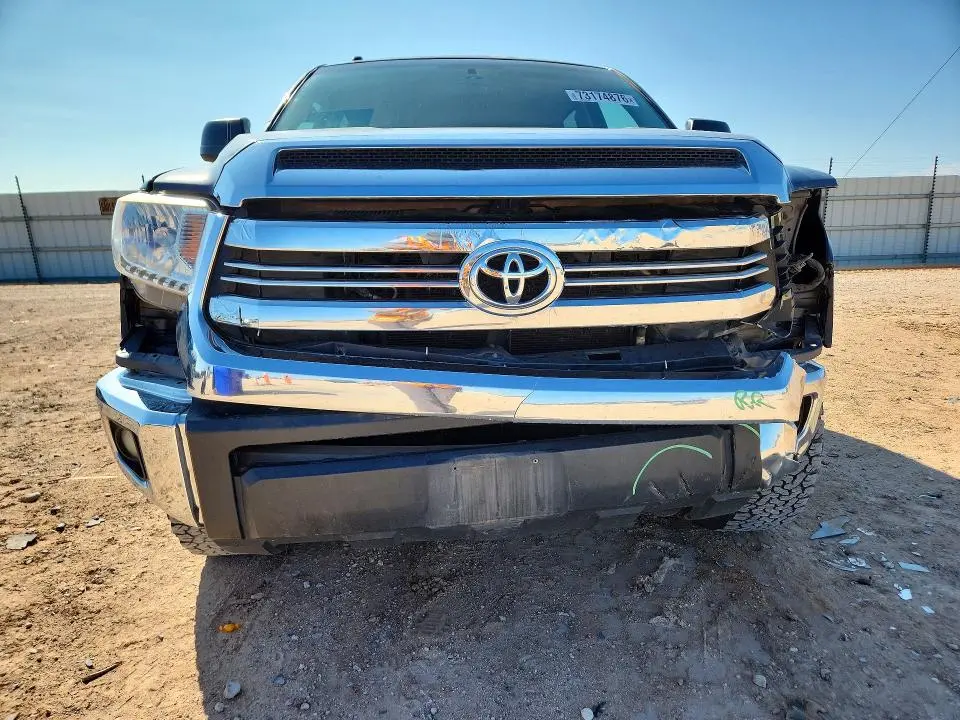 2016 TOYOTA TUNDRA SR5  