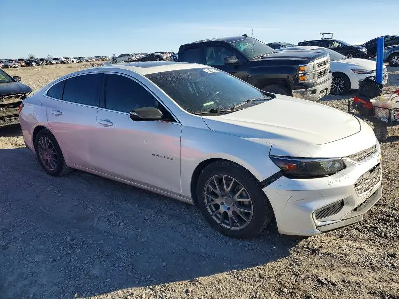 2017 CHEVROLET MALIBU LT  