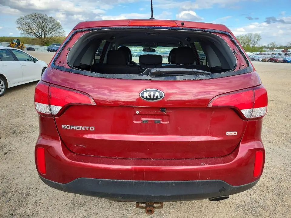 2015 KIA SORENTO LX  