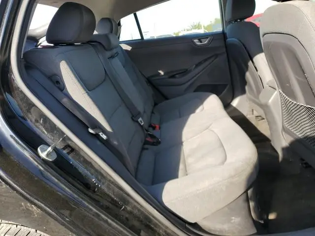 2022 HYUNDAI IONIQ SE  