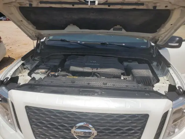 2018 NISSAN TITAN SV  