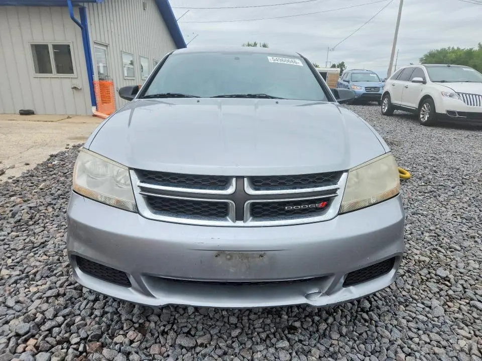 2013 DODGE AVENGER SE  