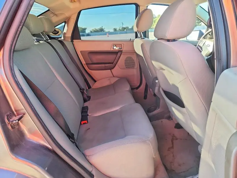 2011 FORD FOCUS SES  
