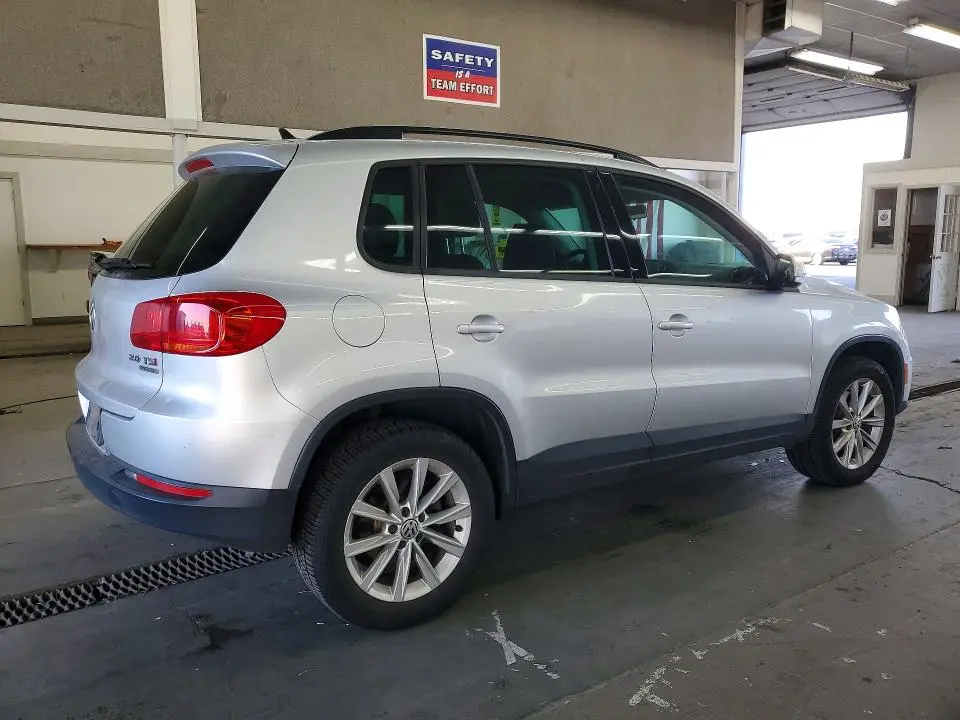 2015 VOLKSWAGEN TIGUAN S  