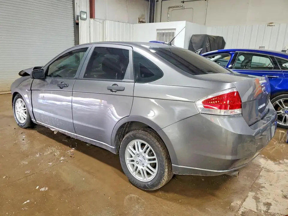 2011 FORD FOCUS SE  