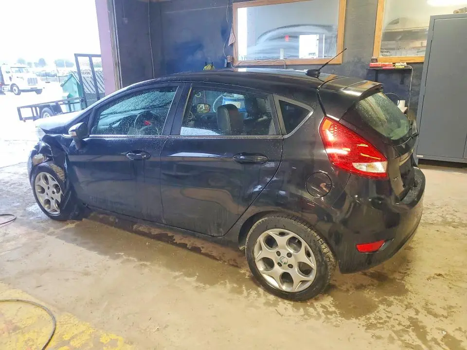 2011 FORD FIESTA SES  