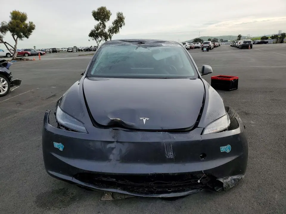 2025 TESLA MODEL 3   