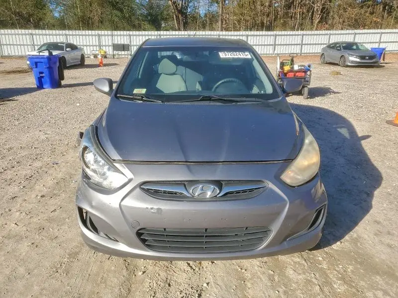 2013 HYUNDAI ACCENT GLS  