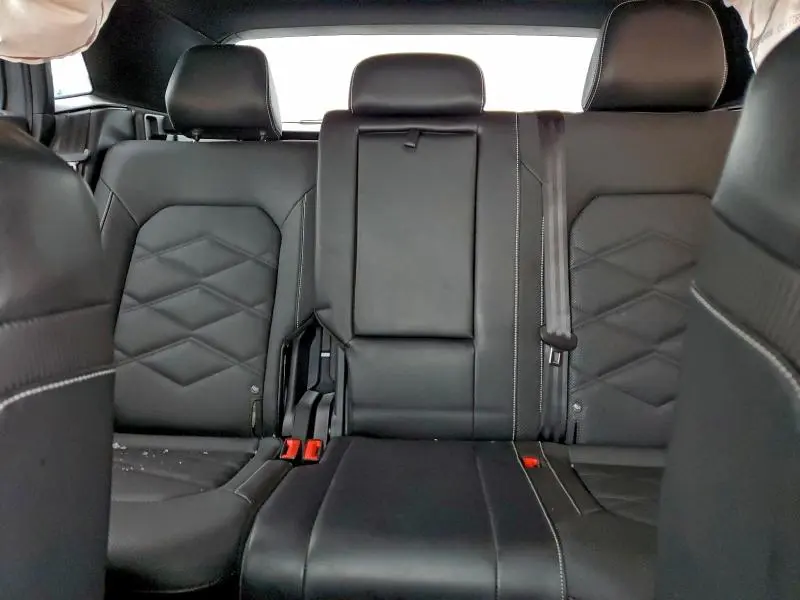 2024 VOLKSWAGEN ATLAS CROSS SPORT SE  