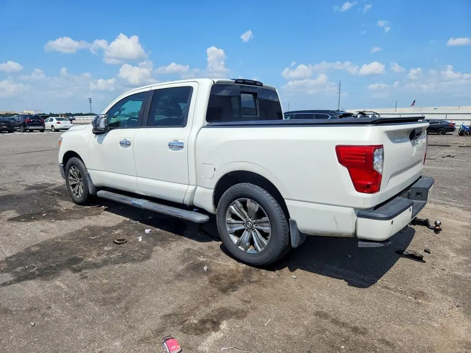 2019 NISSAN TITAN SV  
