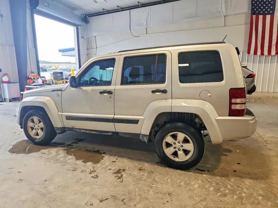 2012 JEEP LIBERTY SPORT  