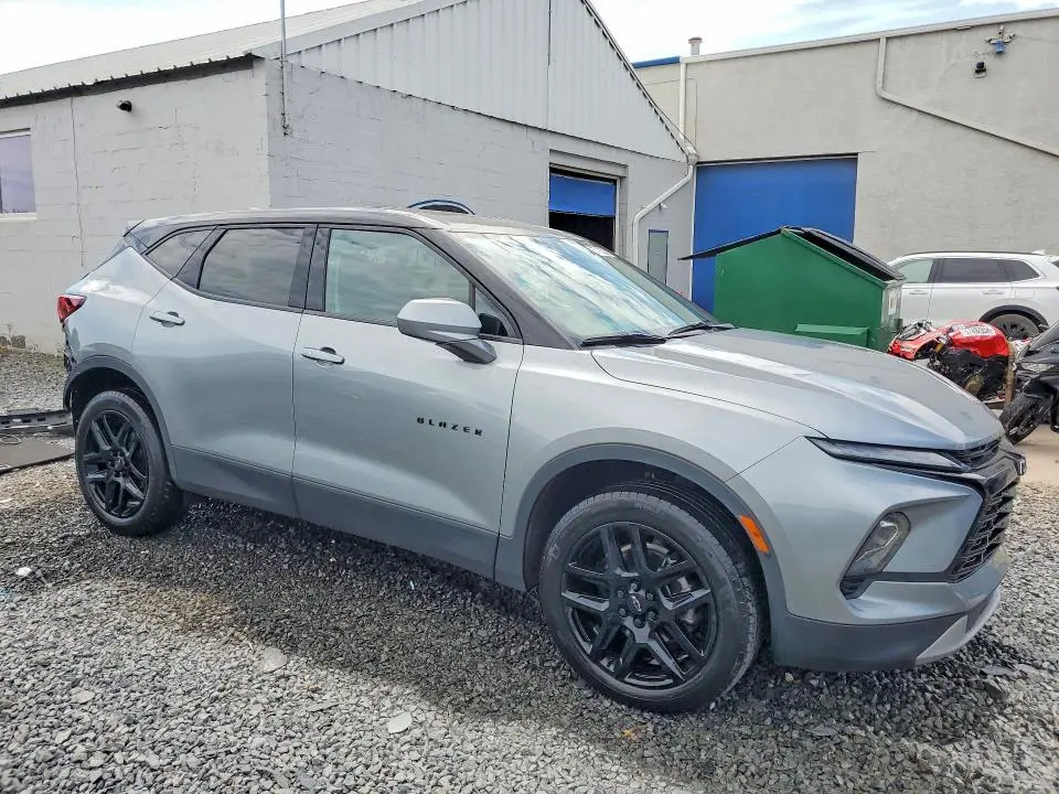 2023 CHEVROLET BLAZER 2LT  