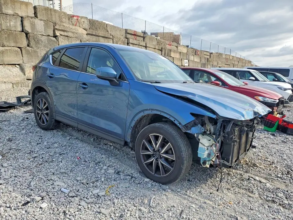 2018 MAZDA CX-5 TOURING  