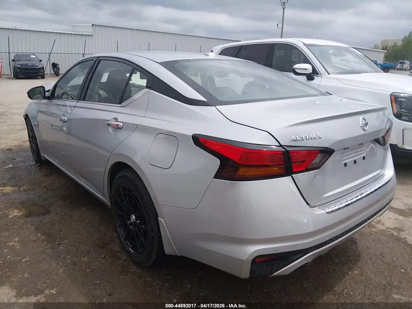 2022 NISSAN ALTIMA SL FWD
