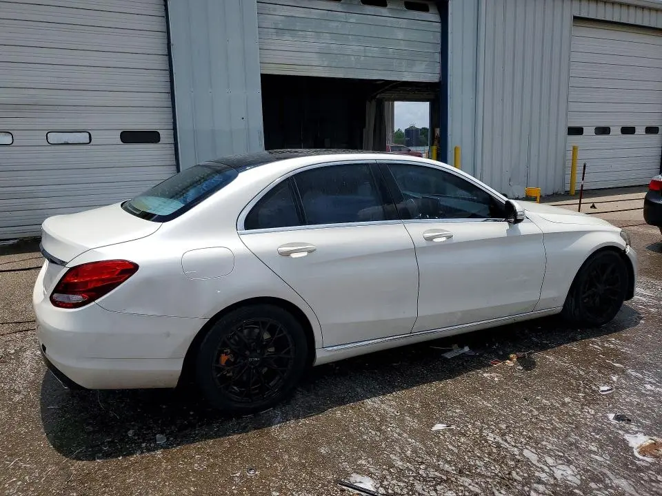 2015 MERCEDES-BENZ C 300  