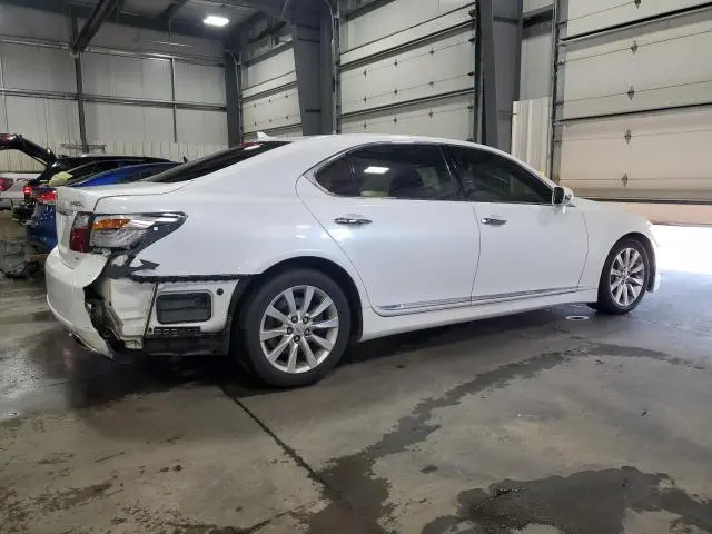 2010 LEXUS LS 460L  