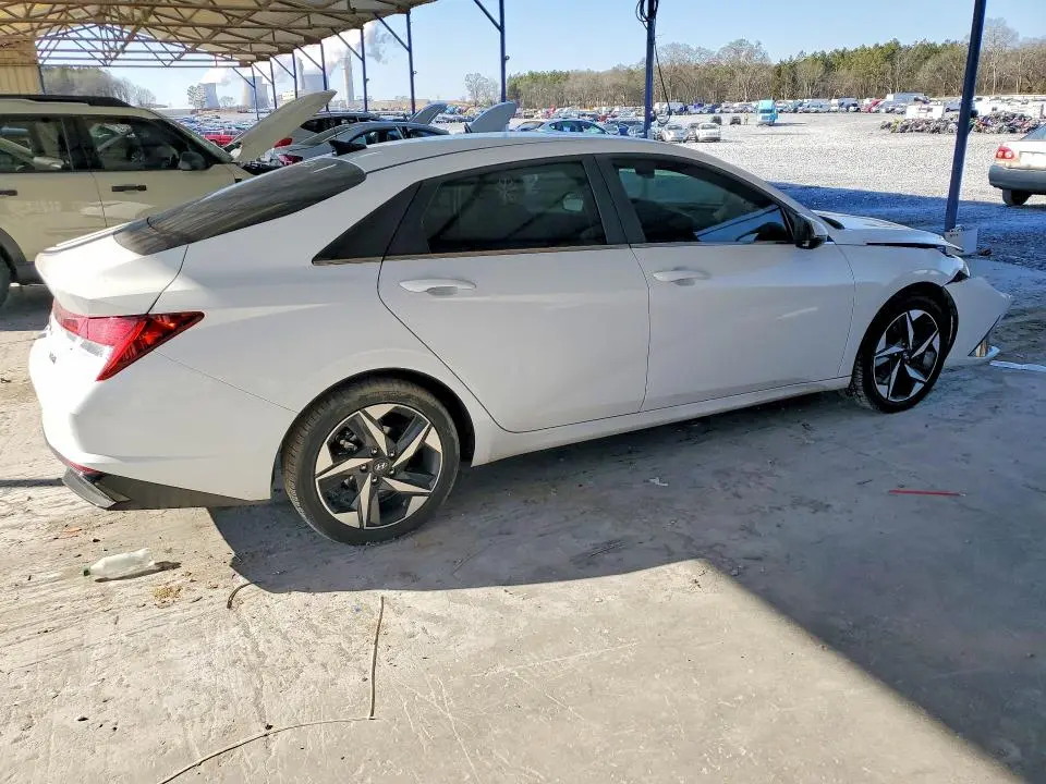 2023 HYUNDAI ELANTRA LIMITED  