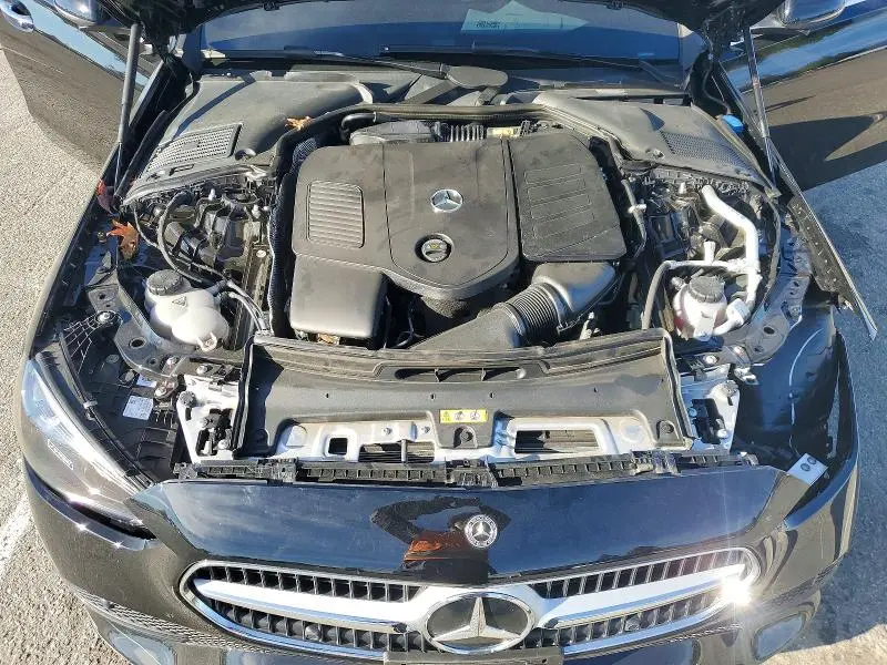 2025 MERCEDES-BENZ C 300  