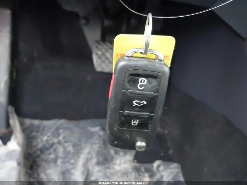 2016 VOLKSWAGEN JETTA 1.8T SPORT