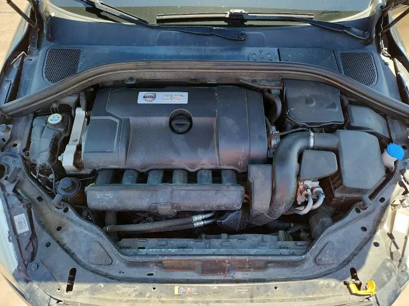2014 VOLVO XC60 3.2  