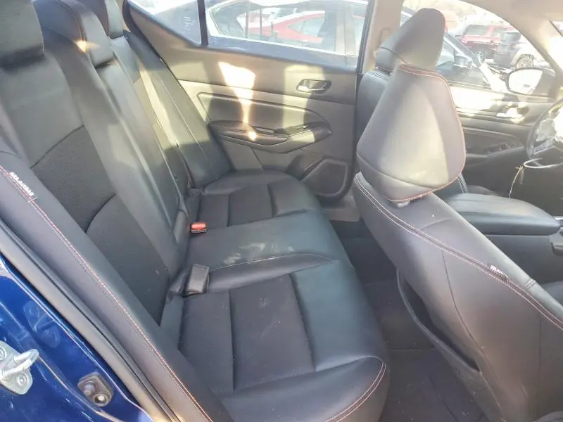 2019 NISSAN ALTIMA SR  