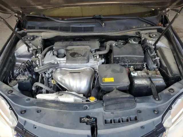 2015 TOYOTA CAMRY LE  