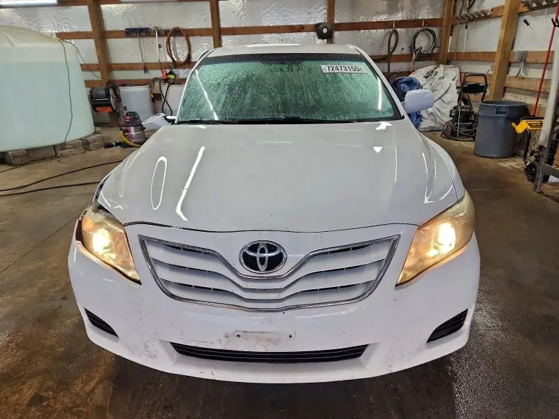 2011 TOYOTA CAMRY BASE  