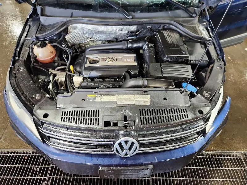 2014 VOLKSWAGEN TIGUAN S  