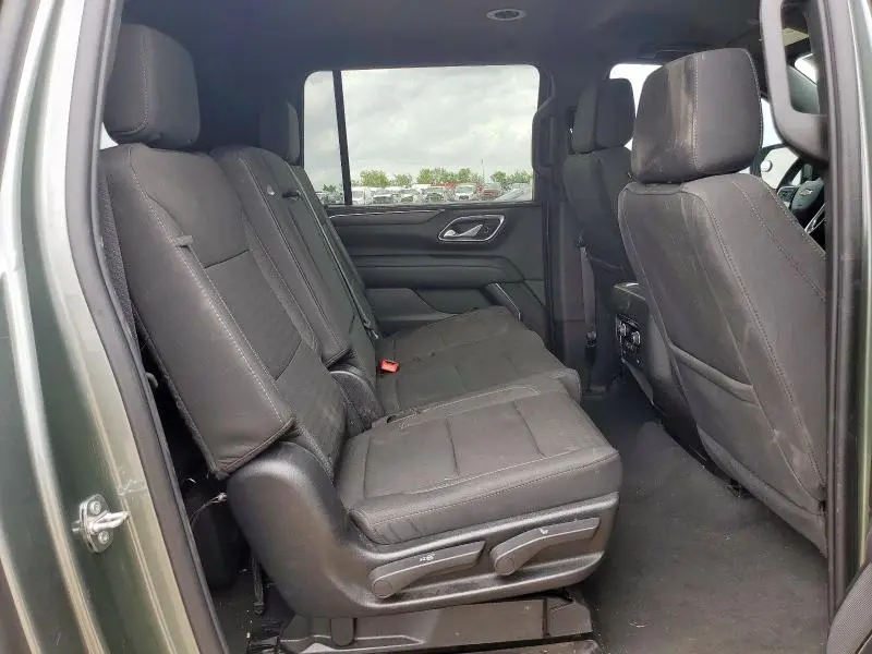 2024 CHEVROLET SUBURBAN C1500 LS  