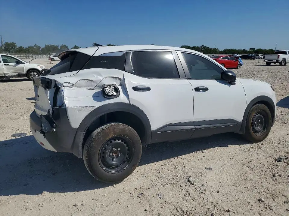 2026 NISSAN KICKS S  