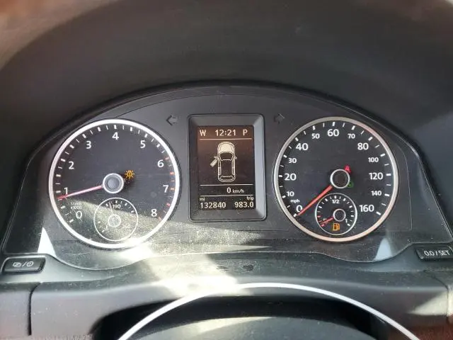 2013 VOLKSWAGEN TIGUAN S
