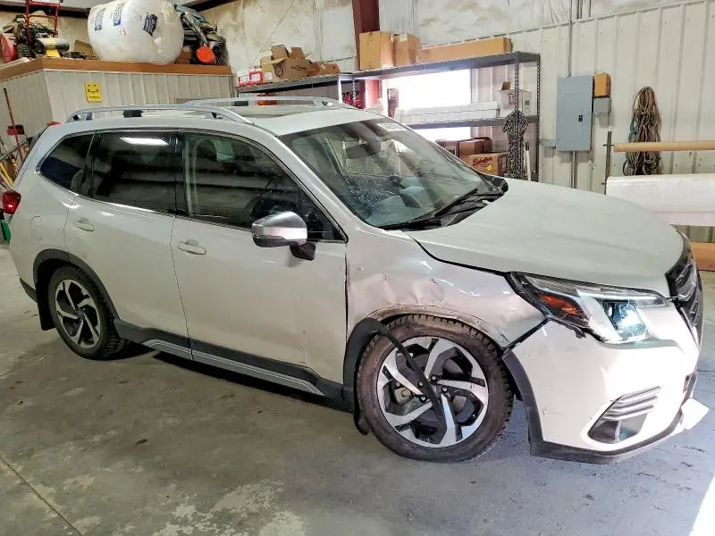 2024 SUBARU FORESTER TOURING  