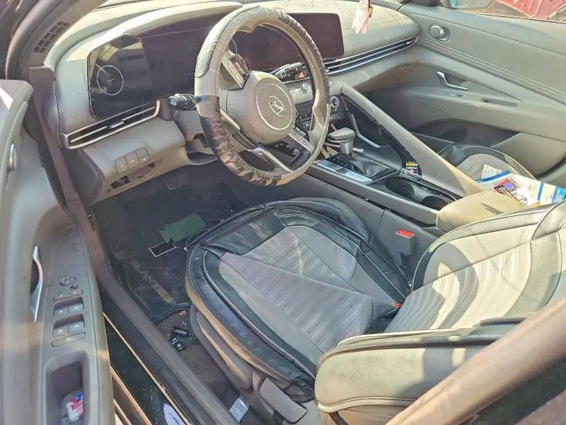 2023 HYUNDAI ELANTRA   