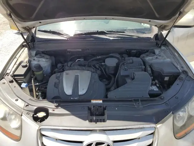 2011 HYUNDAI SANTA FE SE  