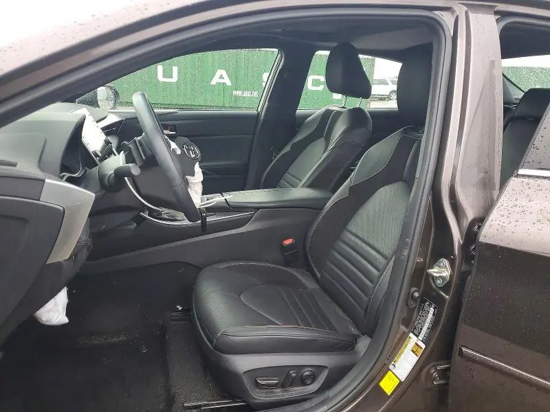 2020 TOYOTA AVALON XSE  