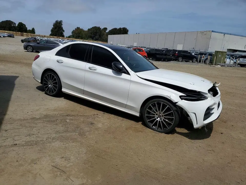 2020 MERCEDES-BENZ C 300  