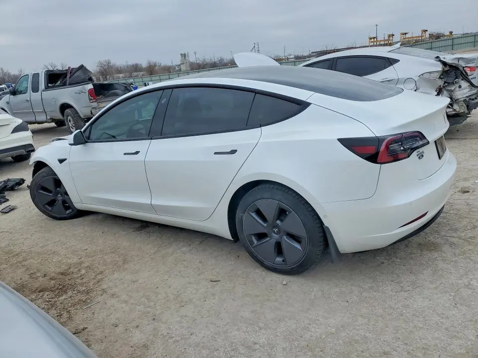 2021 TESLA MODEL 3   