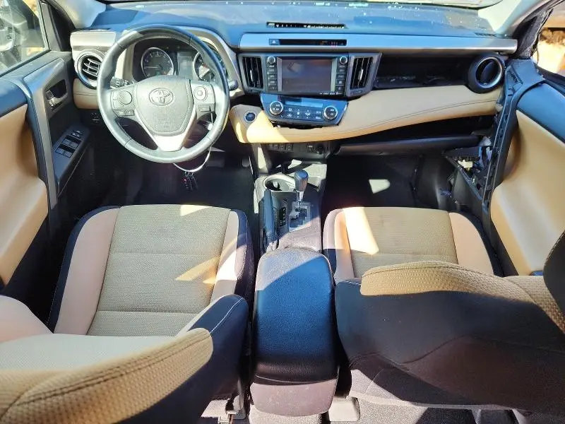 2018 TOYOTA RAV4 XLE  