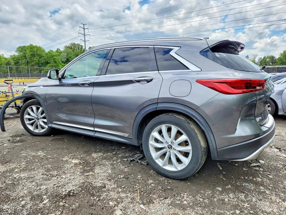 2019 INFINITI QX50 LUXE  