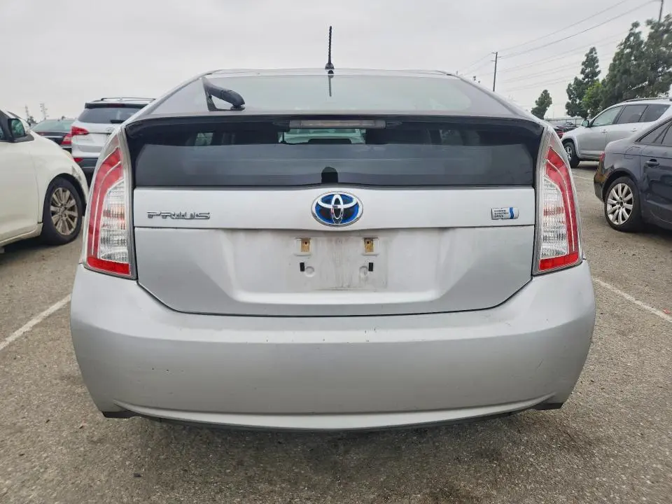 2013 TOYOTA PRIUS TWO  