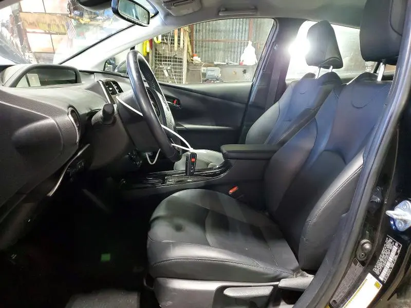 2021 TOYOTA PRIUS XLE AWD-E  