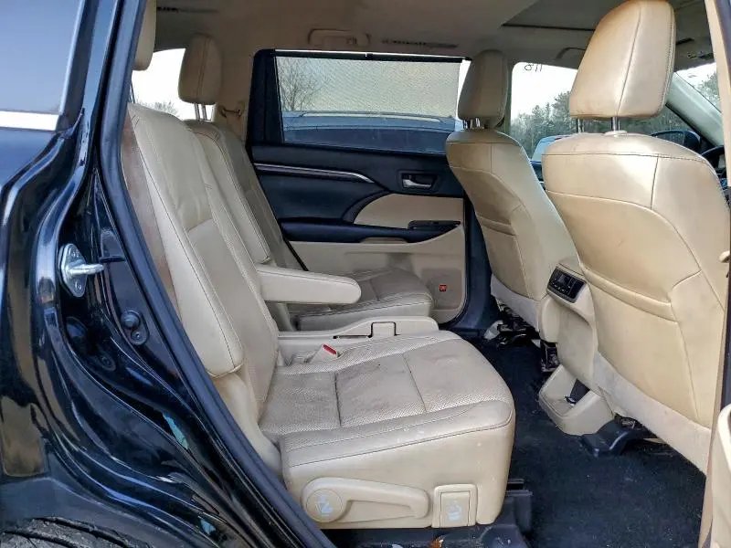 2016 TOYOTA HIGHLANDER LIMITED  