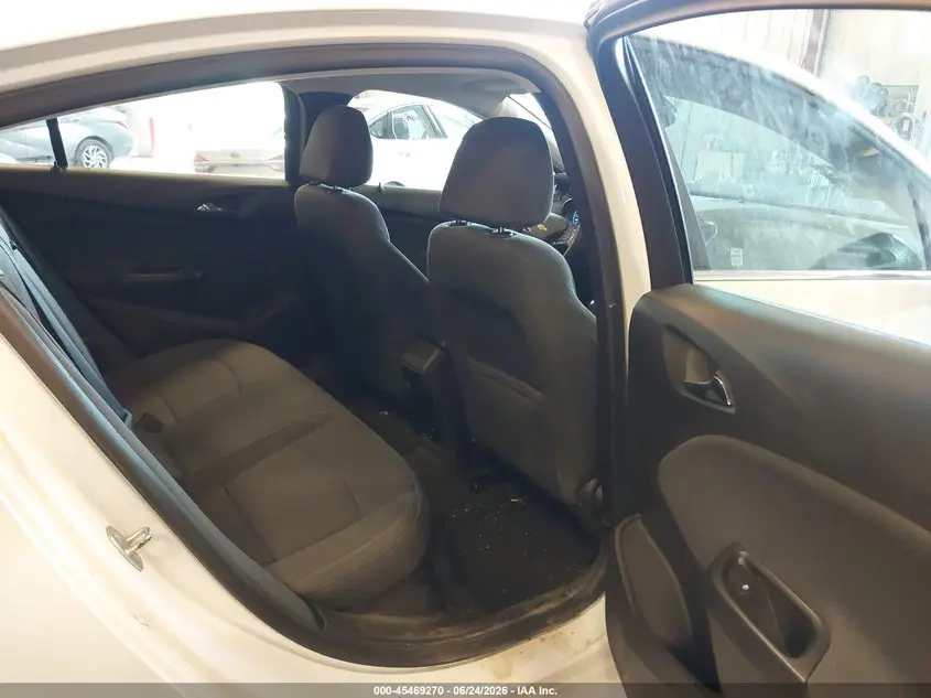 2018 CHEVROLET CRUZE LT AUTO