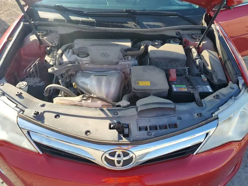 2013 TOYOTA CAMRY XLE  