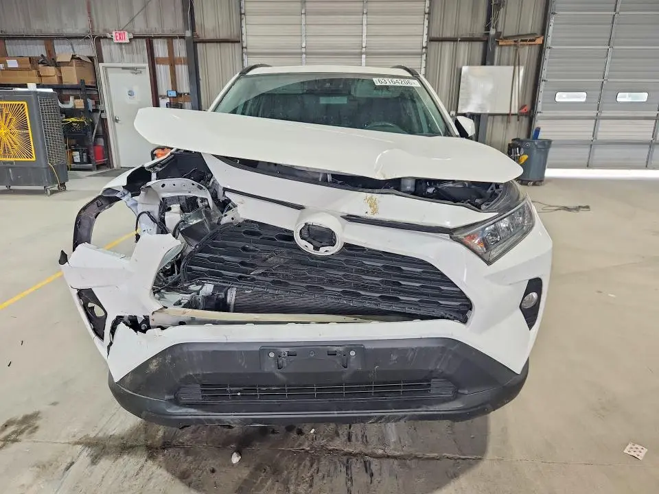 2019 TOYOTA RAV 4   