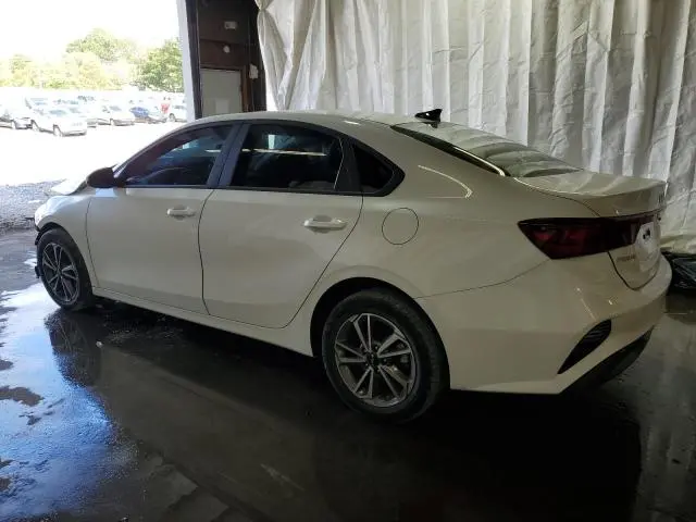 2023 KIA FORTE LX  
